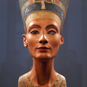 History Of Queen Nefertiti